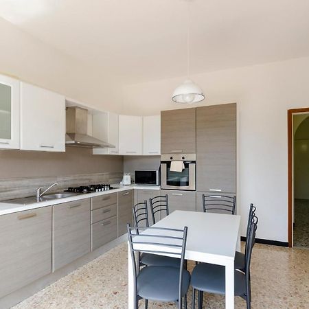 Joivy Family Flat With 3 Balconies, 10 Min To Beach Монеглия Екстериор снимка