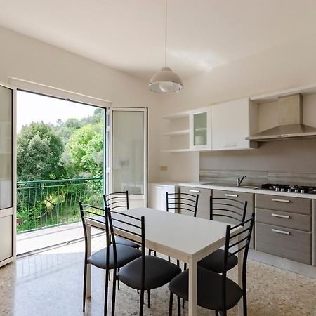 Joivy Family Flat With 3 Balconies, 10 Min To Beach Монеглия Екстериор снимка