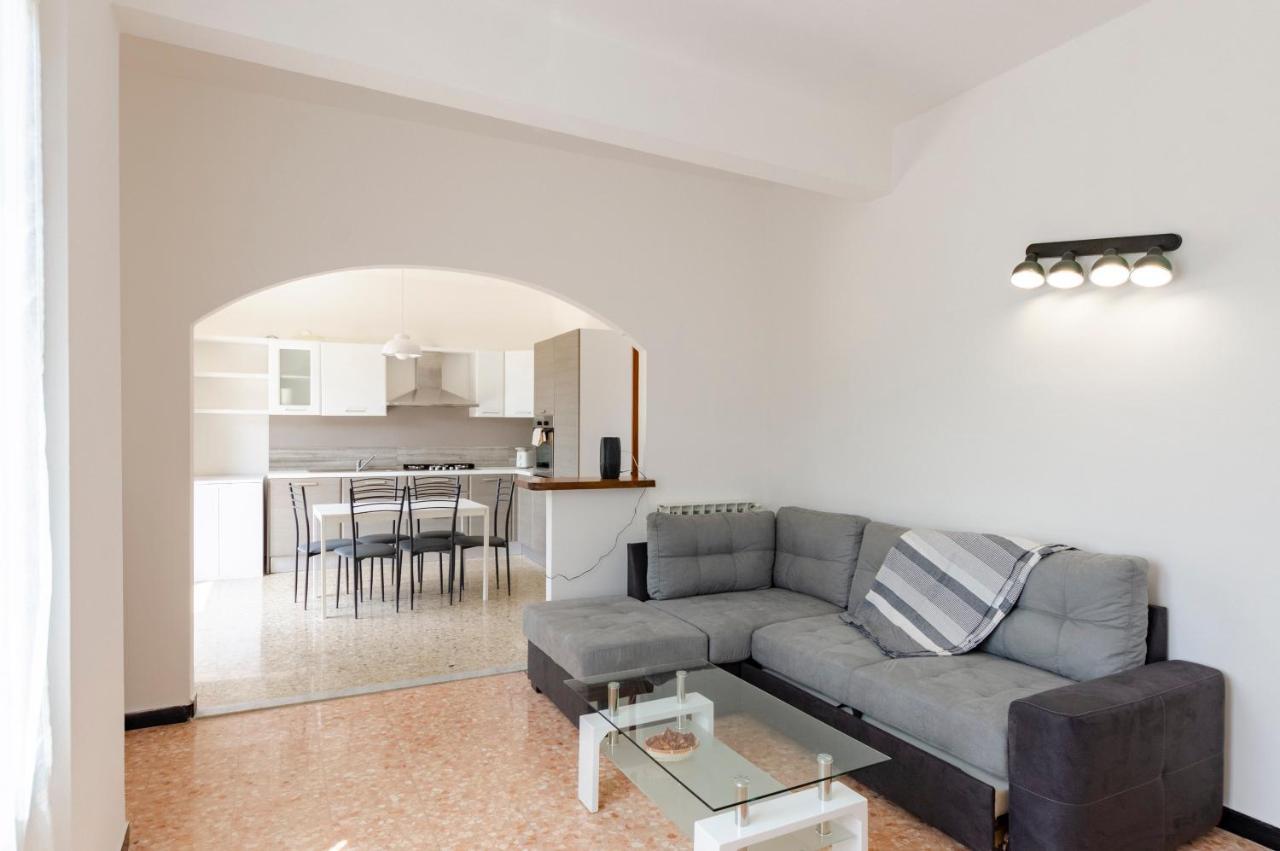 Joivy Family Flat With 3 Balconies, 10 Min To Beach Монеглия Екстериор снимка