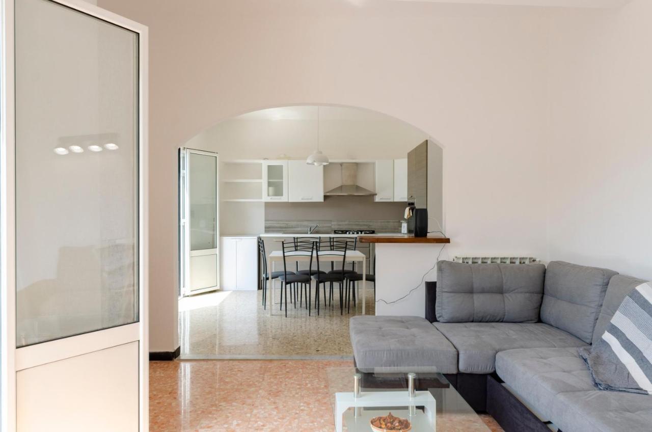 Joivy Family Flat With 3 Balconies, 10 Min To Beach Монеглия Екстериор снимка