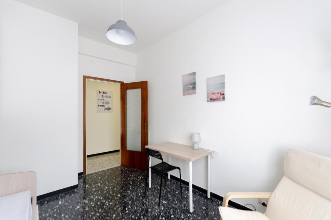 Joivy Family Flat With 3 Balconies, 10 Min To Beach Монеглия Екстериор снимка